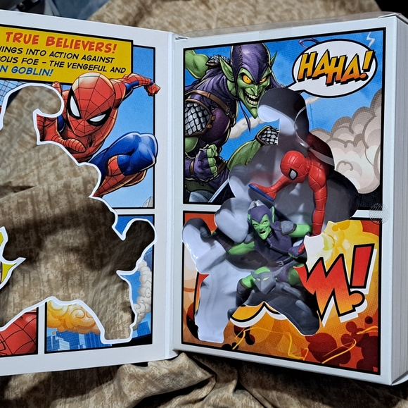 Spiderman Green Goblin Figures Collector New - Picture 1 of 4